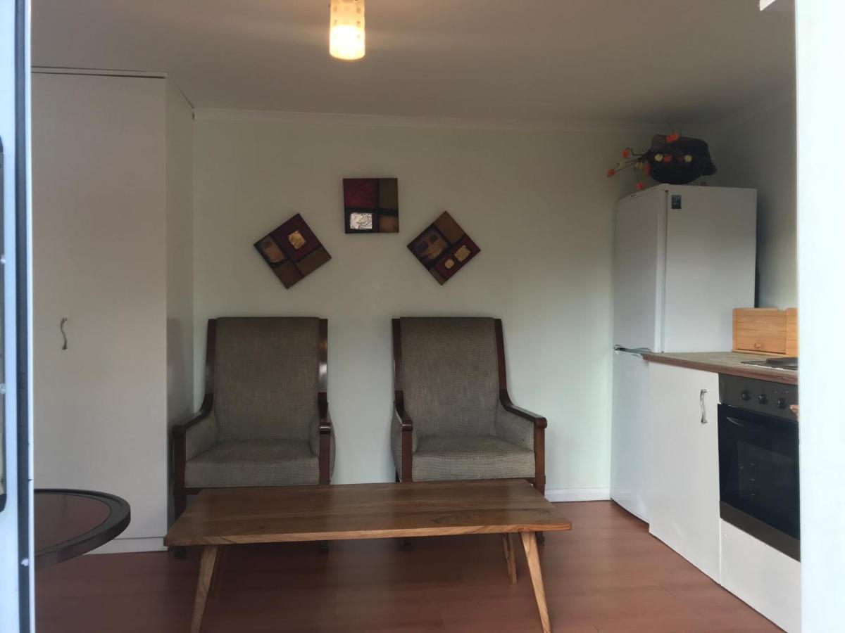 Cosy Cottage Annex In Fairlop 伊尔福德 外观 照片